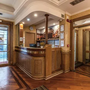 Hotel Pomezia, Roma